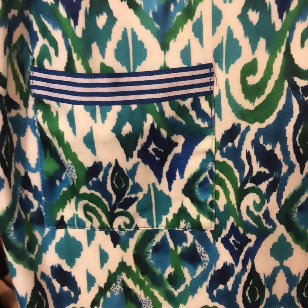 Short sleeve dress by Patchington size large